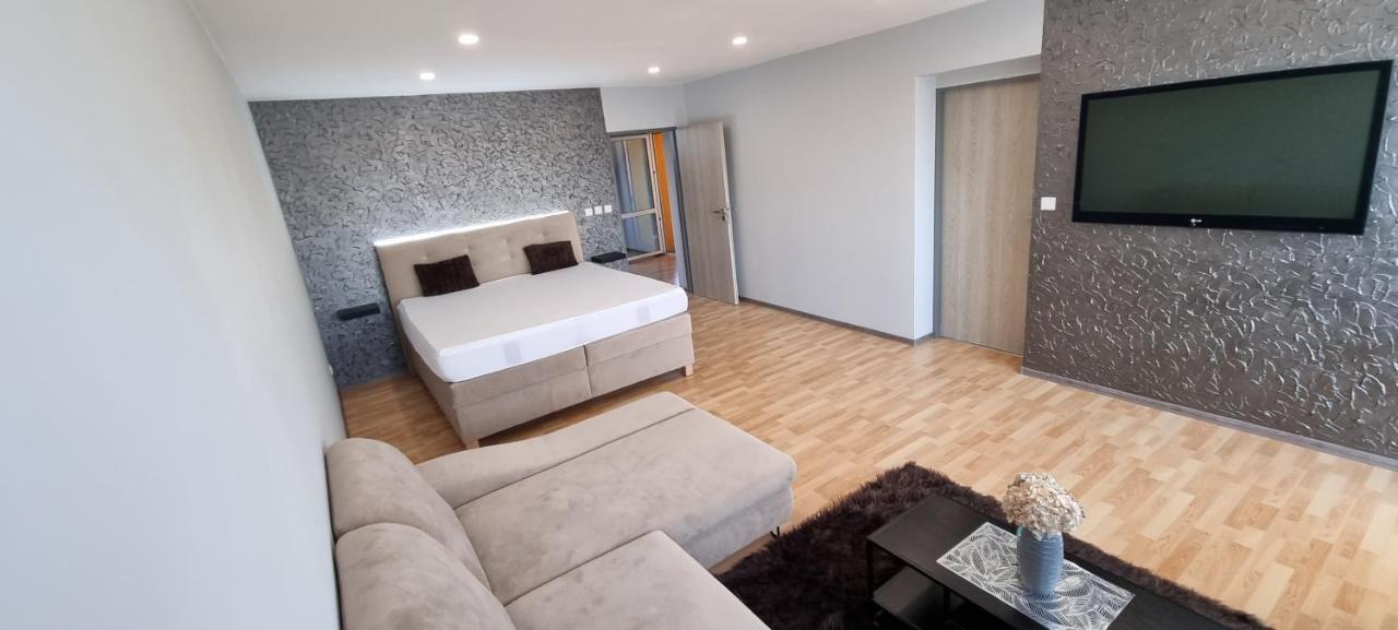 Apartman Viktorie Mikulov Exterior foto
